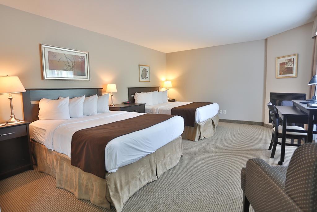 Hotel Le Versailles Saint-Sauveur-des-Monts Oda fotoğraf