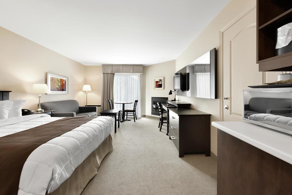 Hotel Le Versailles Saint-Sauveur-des-Monts Oda fotoğraf
