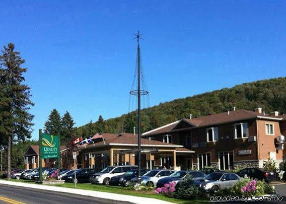 Hotel Le Versailles Saint-Sauveur-des-Monts Dış mekan fotoğraf