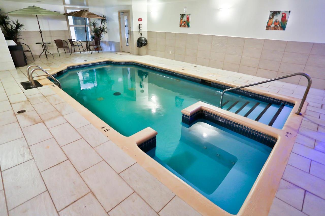 Hotel Le Versailles Saint-Sauveur-des-Monts Konforlar fotoğraf